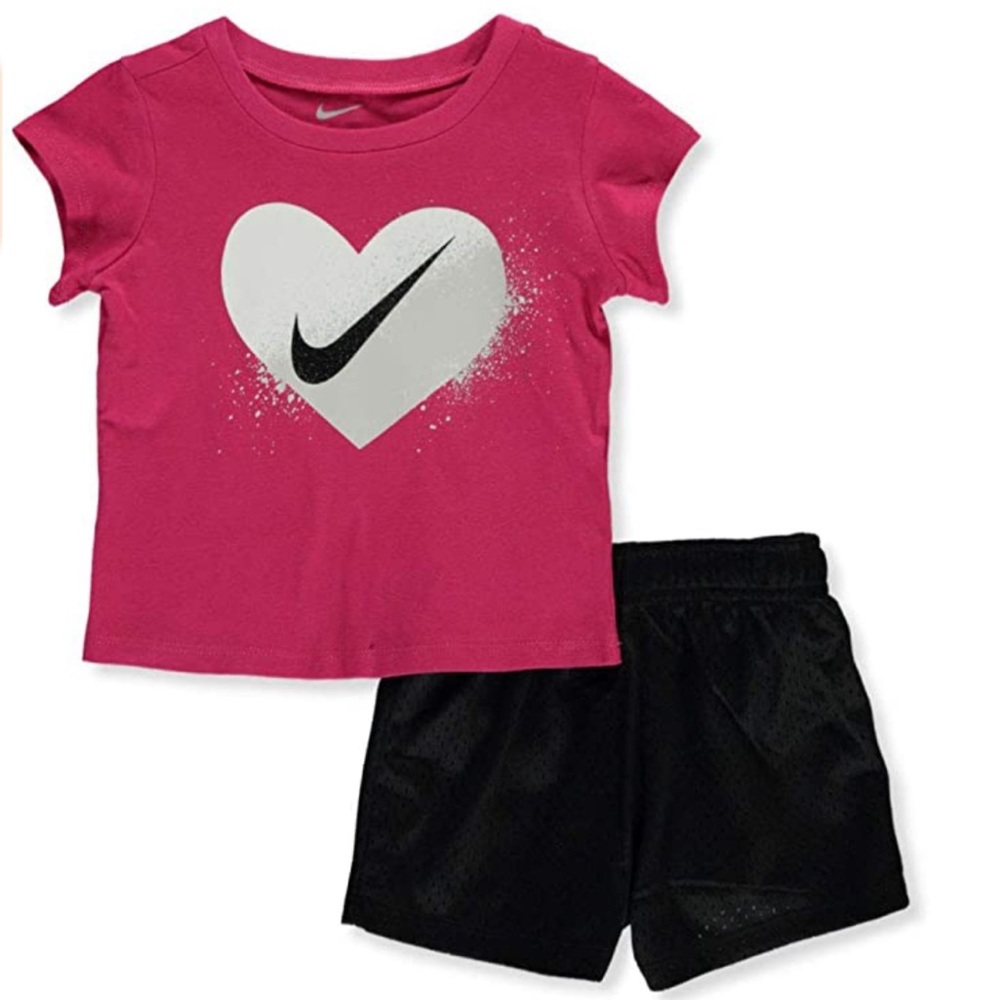 NIKE GIRLS SIZE 6X TWO PIECE OUTFIT